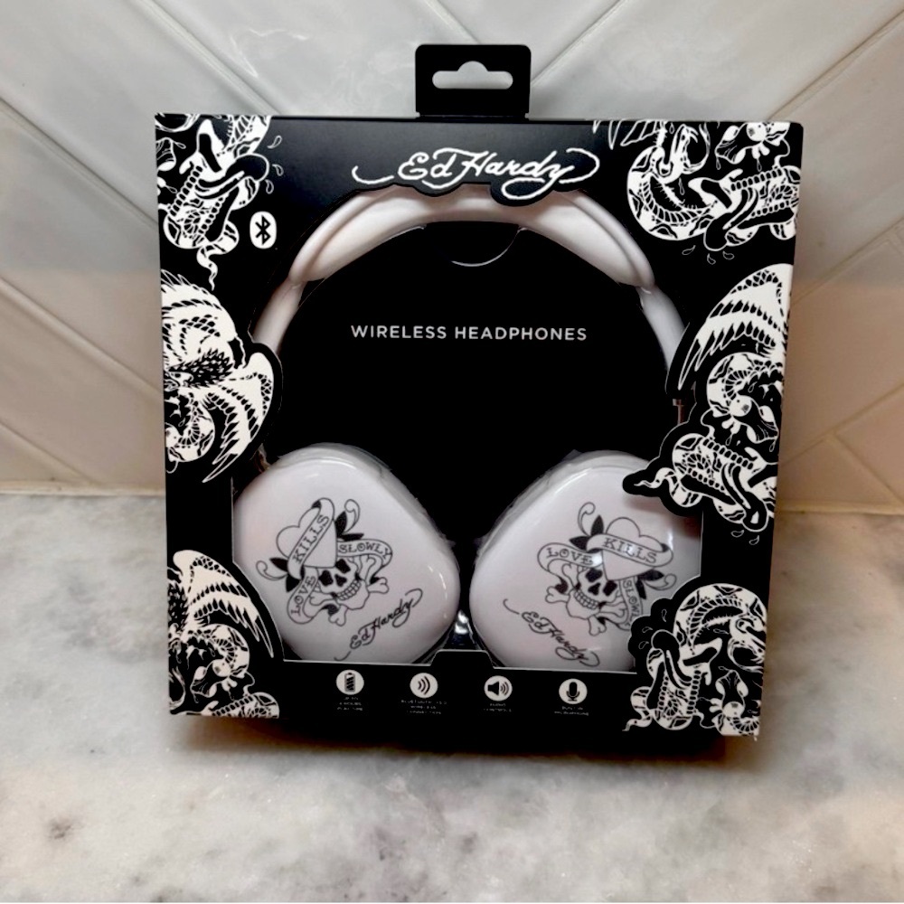 Ed Hardy White Wireless Headphones NIB